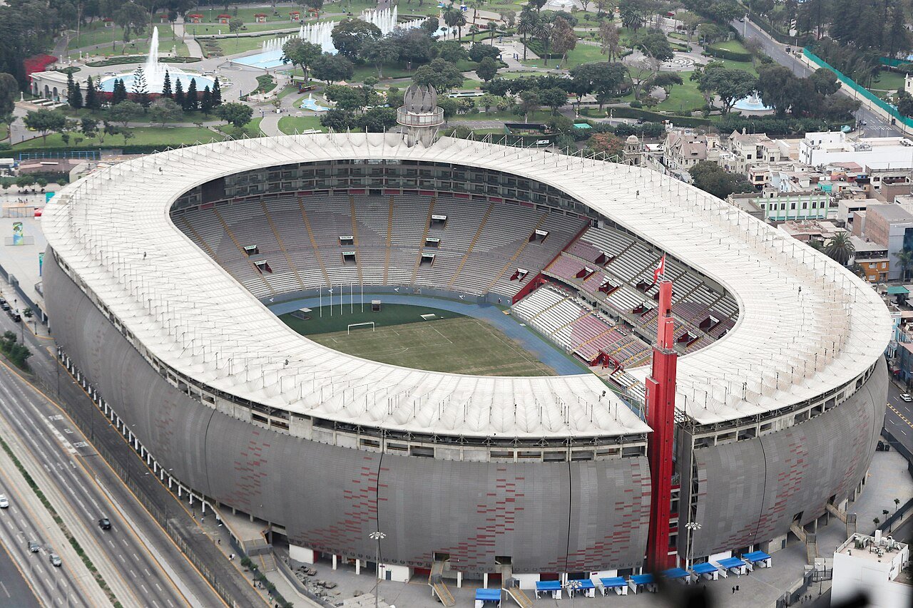 Vista do Estádio Nacional do Peru, em Peru